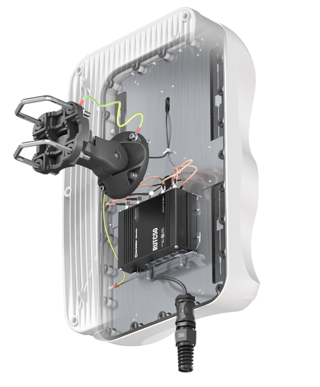 QUMAX AC50M Direktional Antenne, für RUTC50/RUTC42/RUTC40, IP68, 5G, LTE, WLAN